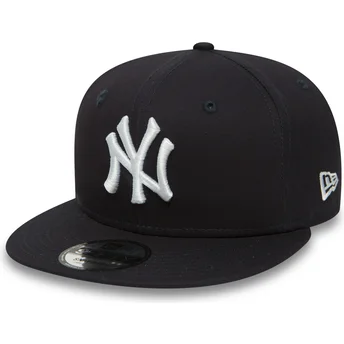 lippikset-littea-laivastonsininen-snapback-ajustable-9fifty-essential-new-york-yankees-mlb-new-era
