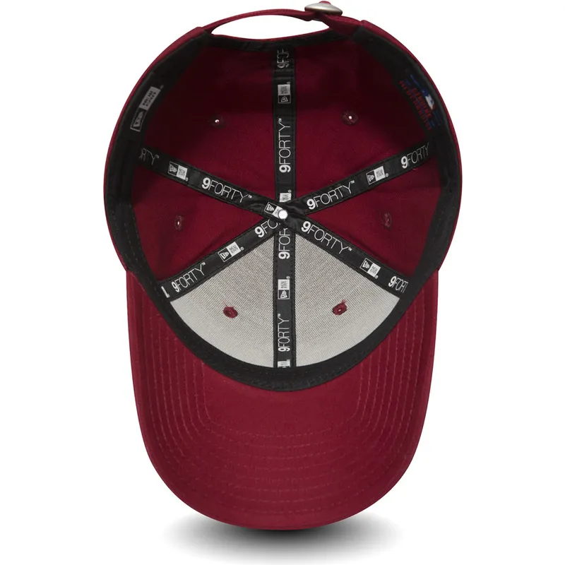 lippikset-kaareva-punainen-saadettava-nauha-cardenal-9forty-essential-new-york-yankees-mlb-new-era