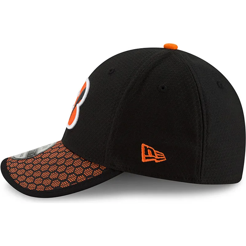 lippikset-kaareva-musta-istuva-39thirty-sideline-cincinnati-bengals-nfl-new-era