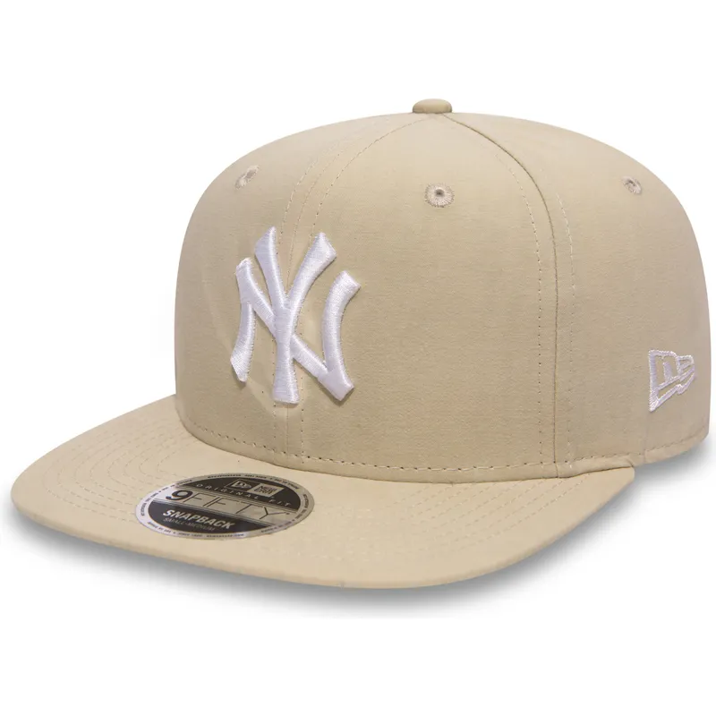 lippikset-littea-vaaleanpunainen-snapback-9fifty-lightweight-essential-new-york-yankees-mlb-new-era