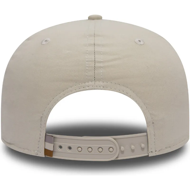 lippikset-littea-vaaleanpunainen-snapback-9fifty-lightweight-essential-new-york-yankees-mlb-new-era