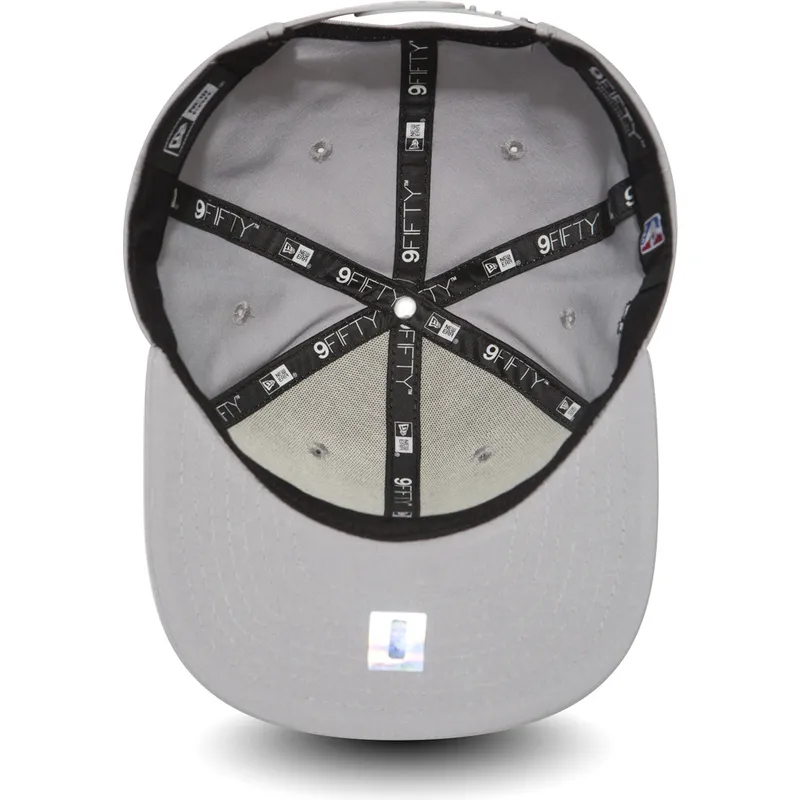 lippikset-littea-harmaa-snapback-9fifty-chain-stitch-toronto-raptors-nba-new-era