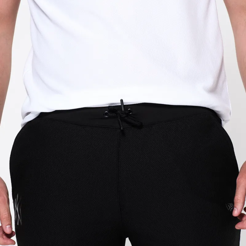 housut-pitkat-housut-musta-jogger-stealth-new-york-yankees-mlb-new-era