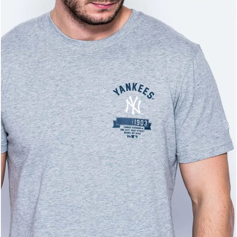 t-paidat-lyhythihainen-harmaa-badge-new-york-yankees-mlb-new-era
