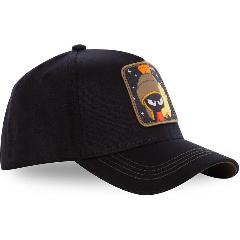 lippikset-kaareva-musta-snapback-mar3-marvin-marsilainen-looney-tunes-capslab