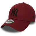 lippikset-kaareva-punainen-saadettava-nauha-9forty-essential-new-york-yankees-mlb-new-era