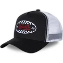 lippikset-kaareva-rekka-musta-snapback-fin-bla-von-dutch