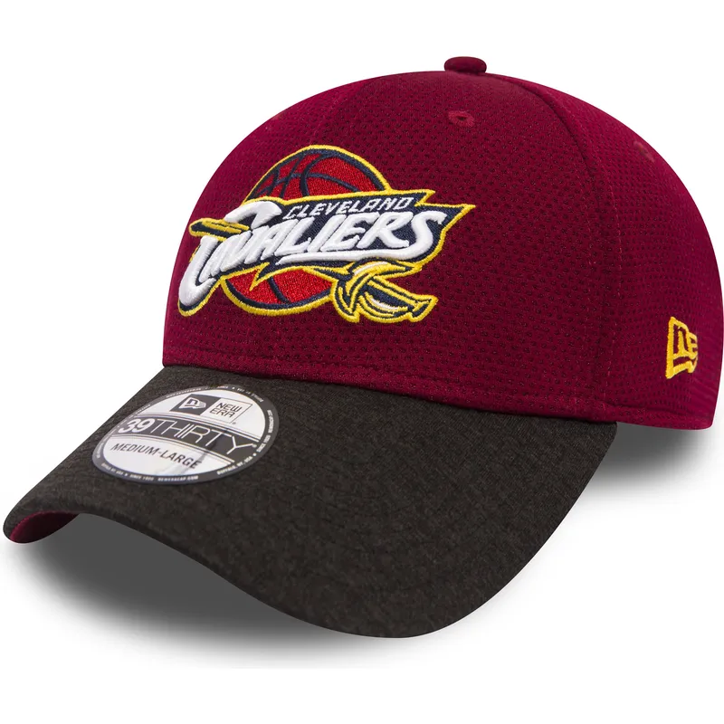 lippikset-kaareva-punainen-istuva-39thirty-shadow-tech-cleveland-cavaliers-nba-new-era