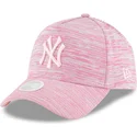 lippikset-kaareva-vaaleanpunainen-snapback-ajustable-9forty-a-frame-engineered-fit-new-york-yankees-mlb-new-era