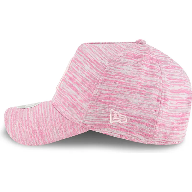 lippikset-kaareva-vaaleanpunainen-snapback-ajustable-9forty-a-frame-engineered-fit-new-york-yankees-mlb-new-era