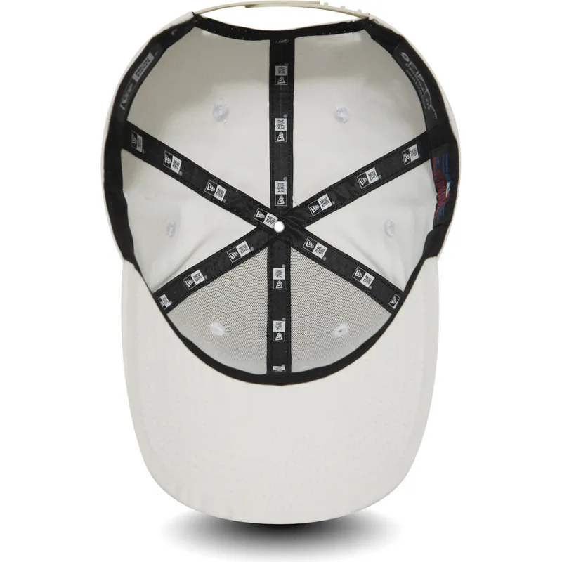 lippikset-kaareva-valkoinen-snapback-9fifty-nylon-pre-curved-fit-new-york-yankees-mlb-new-era