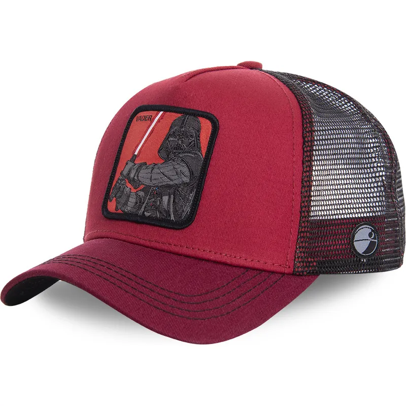 lippikset-kaareva-rekka-punainen-snapback-vad-darth-vader-star-wars-capslab