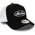 lippikset-kaareva-rekka-musta-snapback-oval-script-a-frame-new-era