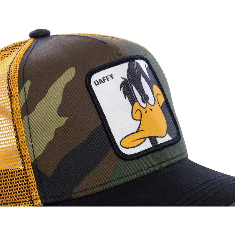 cap-kaareva-camouflage-snapback-daffy-duck-looney-tunes-capslab cap-kaareva-camouflage-snapback-daffy-duck-looney-tunes-capslab