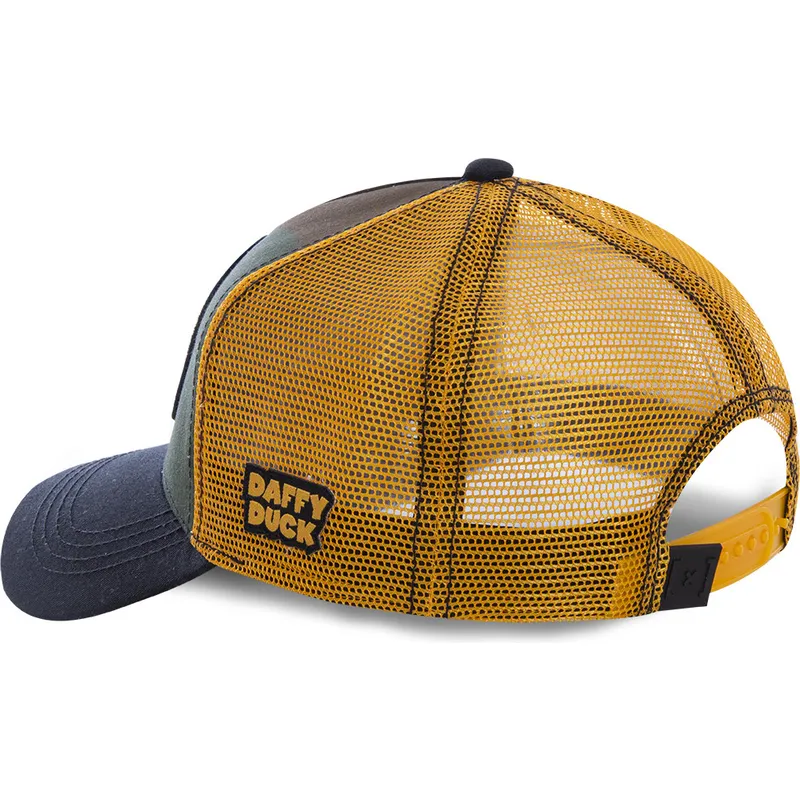 cap-kaareva-camouflage-snapback-daffy-duck-looney-tunes-capslab cap-kaareva-camouflage-snapback-daffy-duck-looney-tunes-capslab