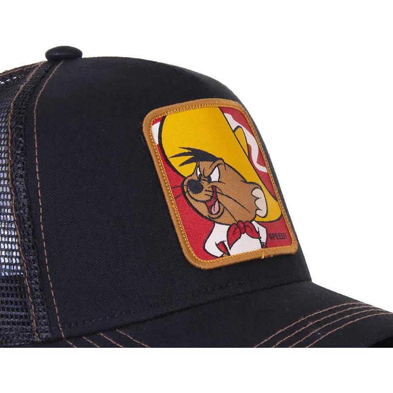 lippikset-kaareva-rekka-musta-snapback-spe2-vauhti-vinttiainen-looney-tunes-capslab