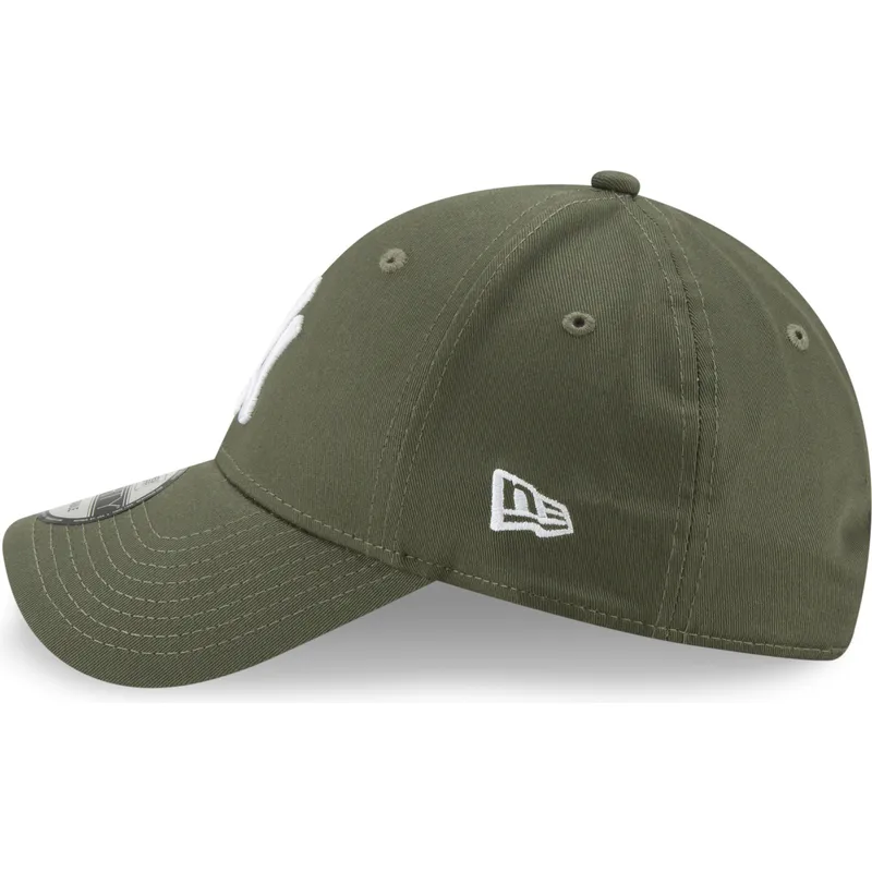 cap-kaareva-green-adjustable-strap-9forty-league-essential-new-york-yankees-mlb-new-era cap-kaareva-green-adjustable-strap-9forty-league-essential-new-york-yankees-mlb-new-era