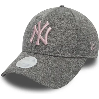 Lippikset kaareva harmaa säädettävä nauha rosa 9FORTY Tech Jersey New York Yankees MLB New Era