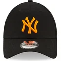 lippikset-kaareva-musta-saadettava-nauha-9forty-league-essential-neon-new-york-yankees-mlb-new-era