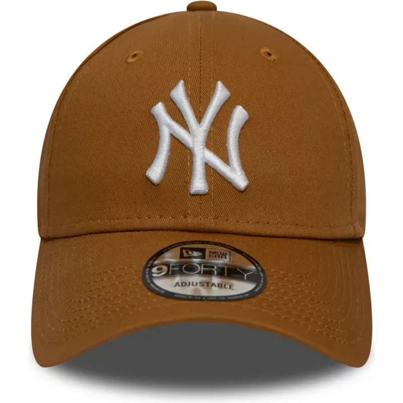lippikset-kaareva-ruskea-saadettava-nauha-trigo-9forty-league-essential-new-york-yankees-mlb-new-era