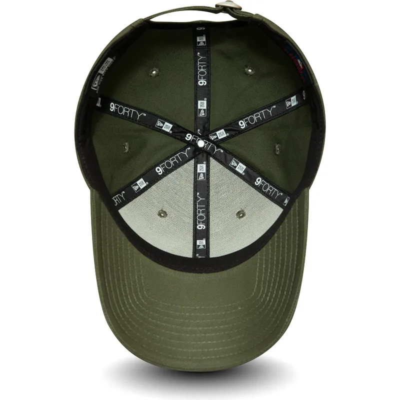 lippikset-kaareva-vihrea-saadettava-nauha-9forty-league-essential-new-york-yankees-mlb-new-era