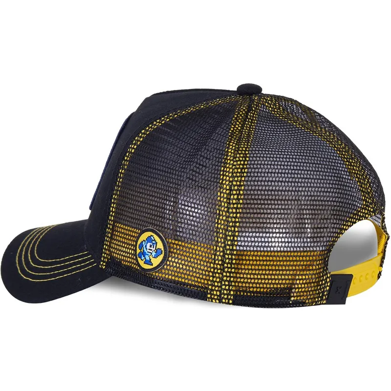 lippikset-kaareva-rekka-musta-snapback-her2-mega-man-capslab lippikset-kaareva-rekka-musta-snapback-her2-mega-man-capslab
