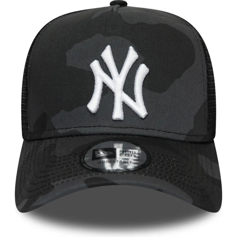 lippikset-kaareva-rekka-maastokuvio-snapback-essential-camo-a-frame-new-york-yankees-mlb-new-era