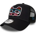 lippikset-kaareva-rekka-laivastonsininen-snapback-bear-tattoo-pack-a-frame-new-era