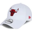 lippikset-kaareva-valkoinen-saadettava-nauha-9forty-side-mark-chicago-bulls-nba-new-era