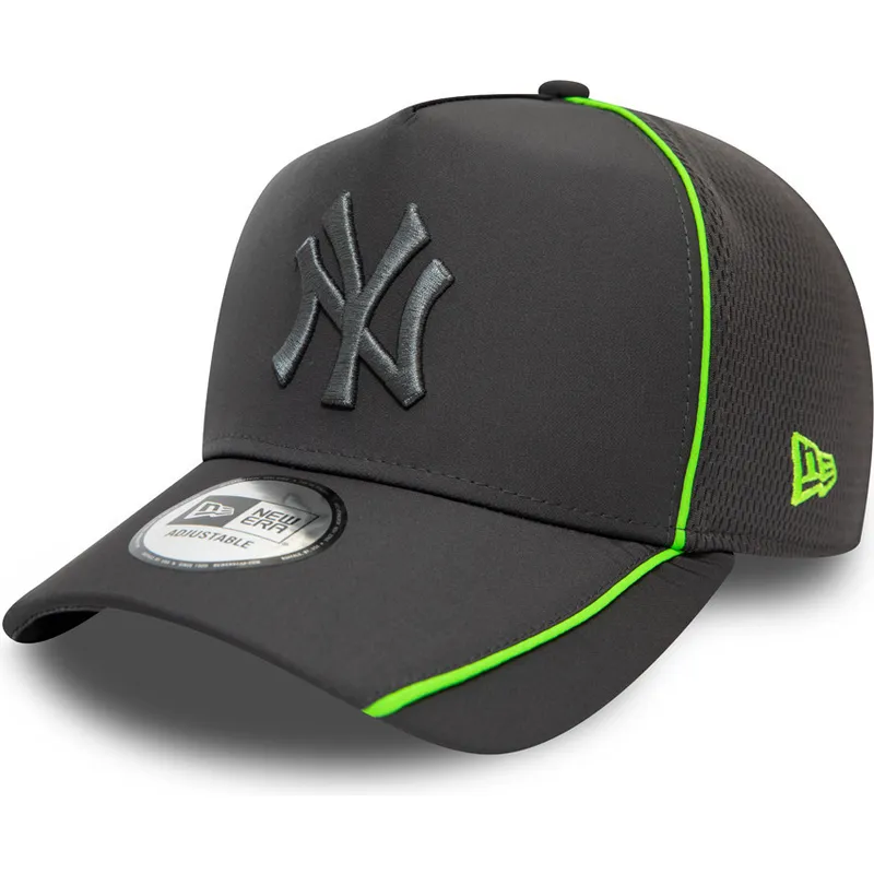lippikset-kaareva-harmaa-snapback-feather-pipe-a-frame-new-york-yankees-mlb-new-era
