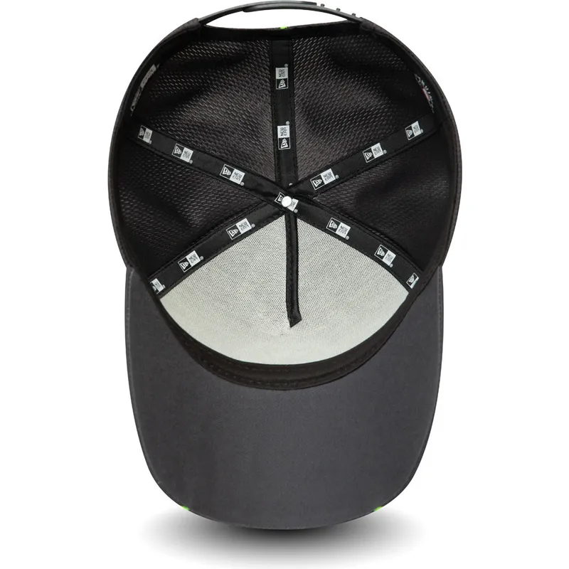 lippikset-kaareva-harmaa-snapback-feather-pipe-a-frame-new-york-yankees-mlb-new-era