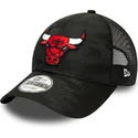 lippikset-kaareva-maastokuvio-saadettava-nauha-9forty-home-field-chicago-bulls-nba-new-era