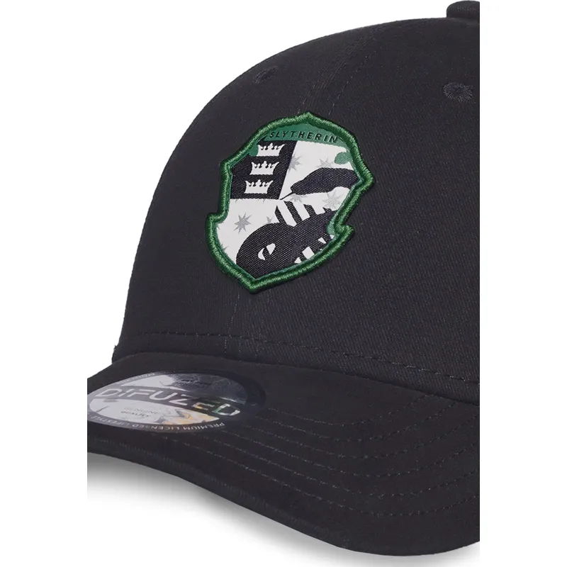 lippikset-kaareva-musta-snapback-lapsille-emblem-difuzed