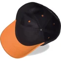 lippikset-kaareva-musta-snapback-difuzed