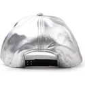 lippikset-kaareva-harmaa-snapback-plateada-difuzed