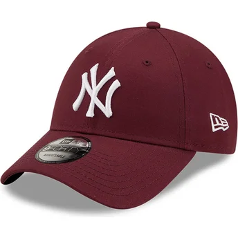 lippikset-kaareva-punainen-saadettava-nauha-9forty-league-essential-new-york-yankees-mlb-new-era
