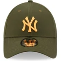 lippikset-kaareva-vihrea-saadettava-nauha-9forty-league-essential-new-york-yankees-mlb-new-era