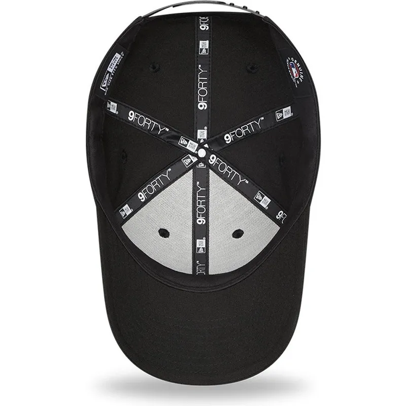 lippikset-kaareva-musta-saadettava-nauha-9forty-black-and-gold-new-york-yankees-mlb-new-era
