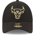 lippikset-kaareva-musta-snapback-9forty-black-and-gold-chicago-bulls-nba-new-era