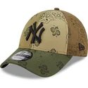 lippikset-kaareva-vihrea-saadettava-nauha-9forty-paisley-print-new-york-yankees-mlb-new-era