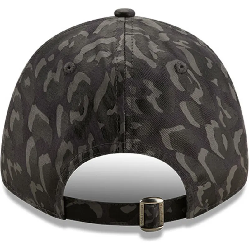 lippikset-kaareva-maastokuvio-saadettava-nauha-9forty-all-over-camo-chicago-bulls-nba-new-era