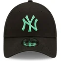 lippikset-kaareva-musta-saadettava-nauha-9forty-league-essential-new-york-yankees-mlb-new-era