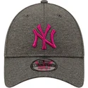 lippikset-kaareva-harmaa-saadettava-nauha-rosa-9forty-shadow-tech-new-york-yankees-mlb-new-era