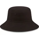 amparit-musta-essential-tapered-new-era