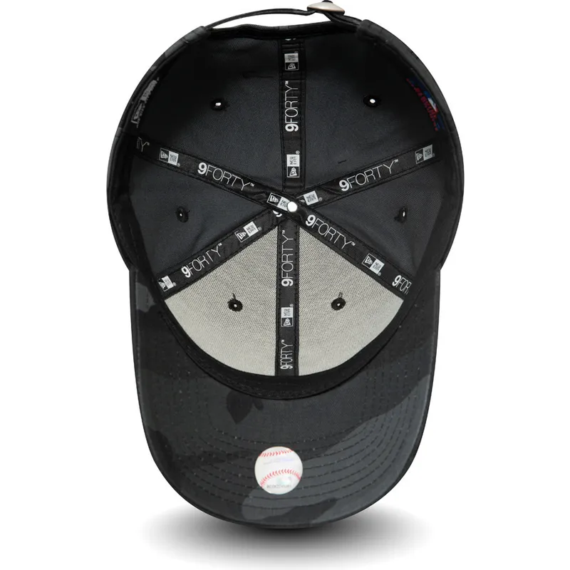 lippikset-kaareva-maastokuvio-saadettava-nauha-lapsille-9forty-league-essential-new-york-yankees-mlb-new-era