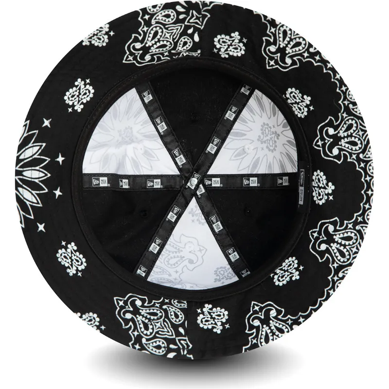 amparit-musta-paisley-explorer-new-era