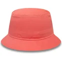 amparit-vaaleanpunainen-essential-tapered-new-era