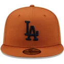 lippikset-littea-ruskea-istuva-59fifty-league-essential-los-angeles-dodgers-mlb-new-era