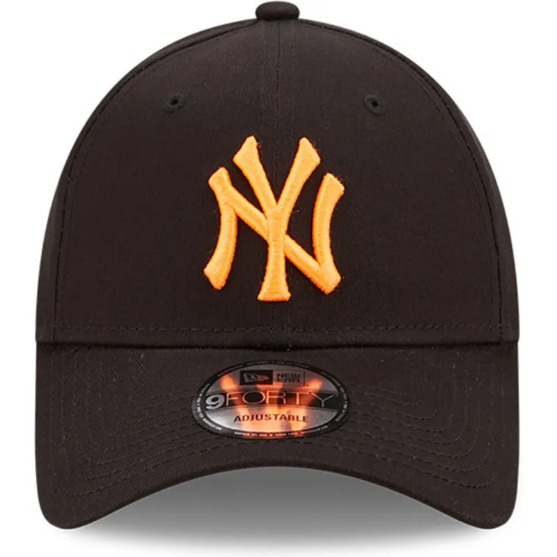 lippikset-kaareva-musta-saadettava-nauha-9forty-neon-pack-new-york-yankees-mlb-new-era lippikset-kaareva-musta-saadettava-nauha-9forty-neon-pack-new-york-yankees-mlb-new-era