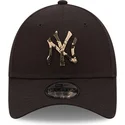 lippikset-kaareva-musta-saadettava-nauha-9forty-camo-infill-new-york-yankees-mlb-new-era